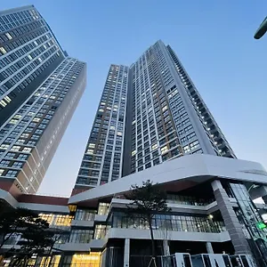 Landmark-Stay-In-Songdo-Incheon-Business