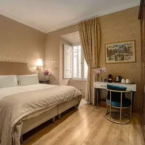 Bq-House-Trevi-Luxury-Rooms-Rome-Room