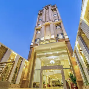 Le-Centre-Pleiku-Hotel-Exterior
