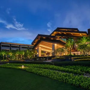 Wingate-By-Wyndham-Hainan-Chengmai-Exterior