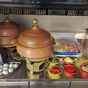 Hpm-Pjazza-Merkanti-Boutique-Living-Valletta-Food