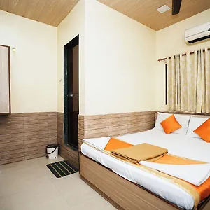 Hotel-Sai-Parikrama-Navi-Mumbai-Room