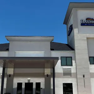 Baymont-By-Wyndham-Freeport-Texas-Hotel-Exterior