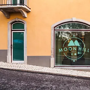 Moon-Hill-Hostel-Sintra-Exterior
