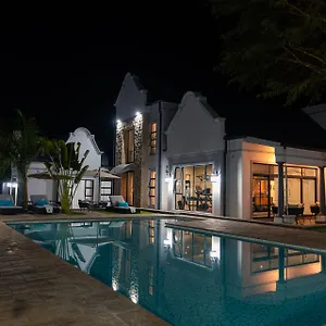 Ezulwini Villa Hotel Exterior photo