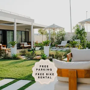 Hotel-Capris-Capodistria-Boutique-Exterior