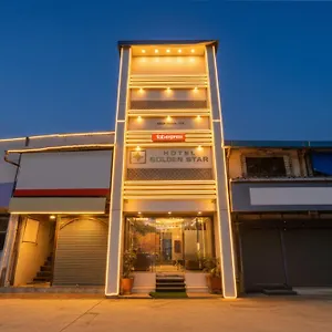 Fabhotel-Golden-Star-Mumbai-Exterior