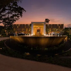 Raffles-Sentosa-Singapore-Exterior