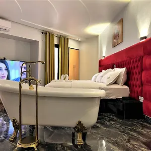 Hotel Vendome Douala People photo