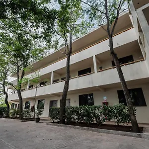 Comfort-Inn-Tampico-Exterior