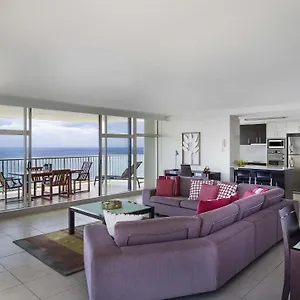 Breakfree-Imperial-Surf-Aparthotel-Gold-Coast-Interior