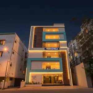Fabhotel-Serenity-Nr-Aig-Hospital-Gachibowli-Business