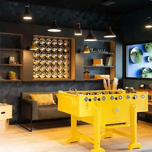 Ibis-Styles-Dreux-Centre-Gare-Hotel-Interior