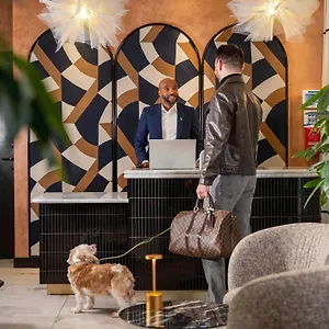 Hotel-Maison-Hamelin-Paris-Handwritten-Collection-Exterior