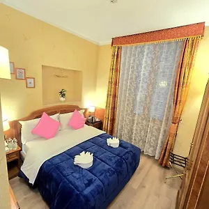 Hotel-Amadeus-Rome-Exterior