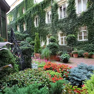 Stikliai-Hotel-Relais-Chateaux-Vilnius-Exterior