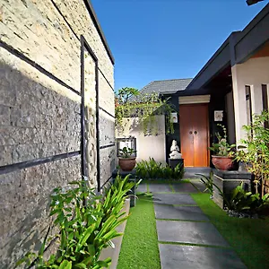 The-Banyumas-Suite-Villa-Legian-Exterior