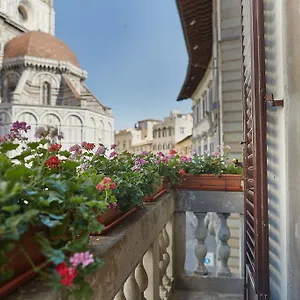 B&B Di Piazza Del Duomo Exterior photo