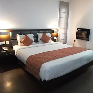 R-T-Hill-View-Hotel-Kodaikanal-Beds