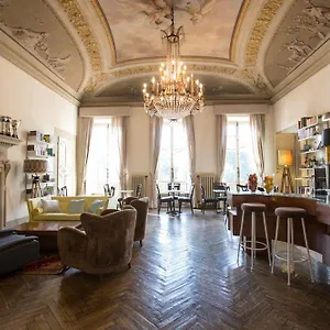 Adastra Suites Interior photo