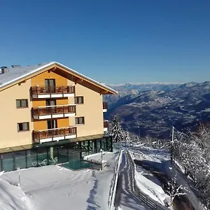 Hotel-Monte-Bondone-Vaneze-Exterior