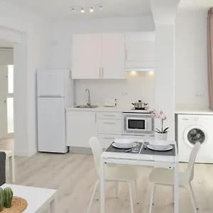 Canary Lofts Glorieta Kitchen photo