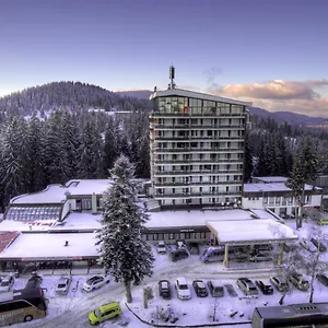 Grand-Hotel-Murgavets-Pamporovo-Exterior