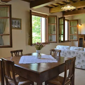 Agriturismo-Il-Beccafico-Alpaca-Mengara-Interior