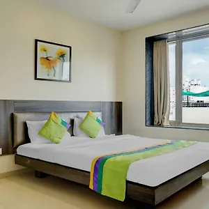 Treebo-Bhagyashree-Executive-Hotel-Mundhwa-Room