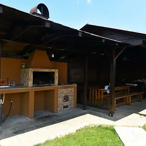 Casa-Daria-Hotel-Hateg-Exterior