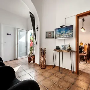 Peacock House Interior photo