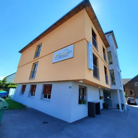 Das-Smarte-Hotel-Garni-Hoechst-Exterior