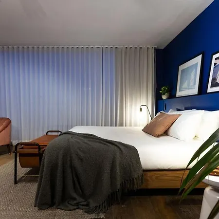 Guest-House-De-La-Valette-Room