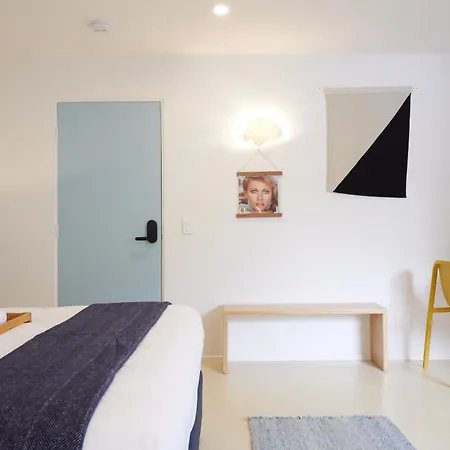 The-Blue-Water-Motel-Kingscliff-Room