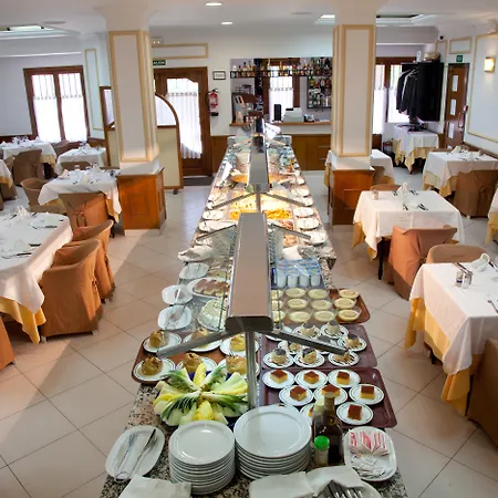 Hotel-Olympia-Ronda-II-El-Puig-Amenities