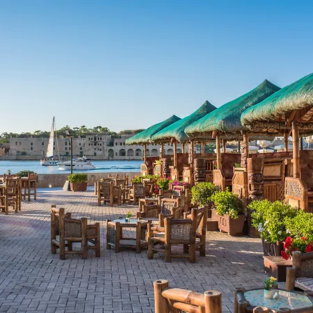 Grand-Hotel-Excelsior-Floriana-Exterior