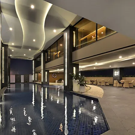 Amaroossa-Grande-Hotel-Bekasi-Interior