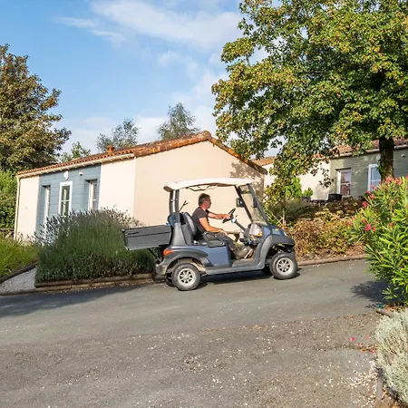 Olydea-Les-Epesses-Hotel-Exterior