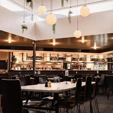 Barwon-Heads-Hotel-Restaurant