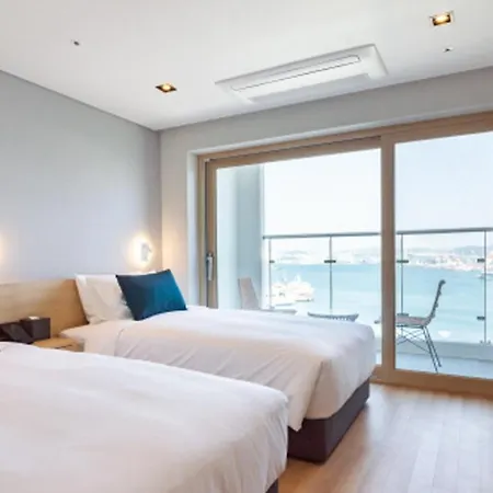 Busan-Connect-Ocean-Hotel-Room