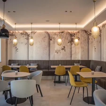 Vila-De-Casa-Ribnica-Interior