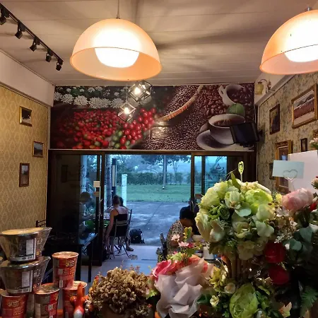 Amaretto-Hostel-Surat-Thani-Interior