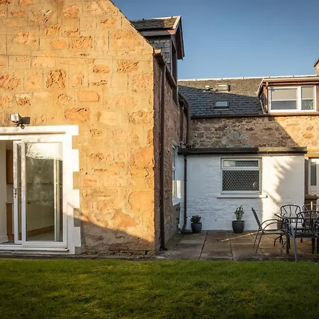 Hill-Street-Haven-Villa-Inverness-Exterior