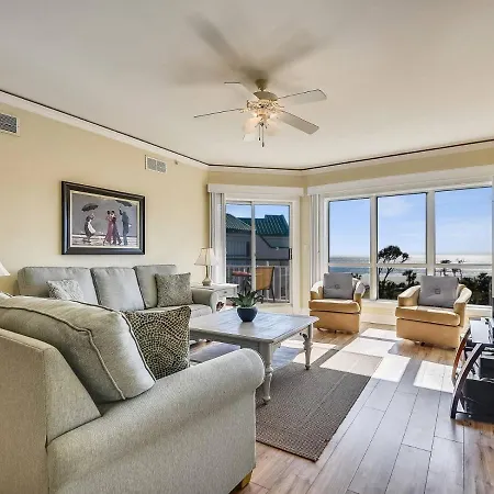 3502-Windsor-Court-South-Villa-Hilton-Head-Island-Interior
