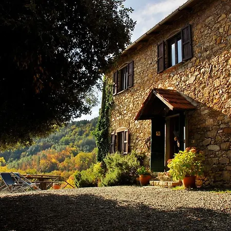 Agriturismo-Giandriale-Tavarone-Exterior