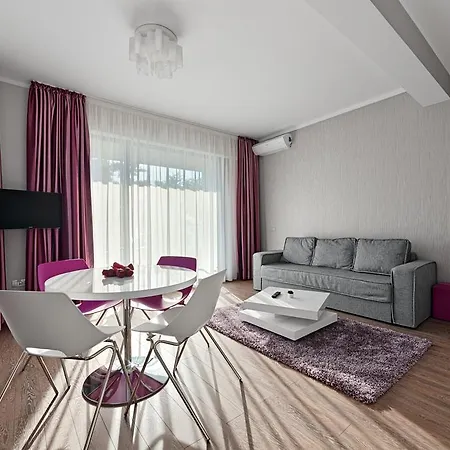 Tomis-Garden-Apartments-Mamaia-Room