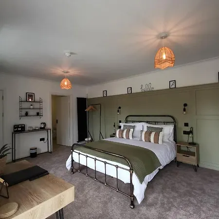 The-Wolfe-Inn-Wolfscastle-Haverfordwest-Room