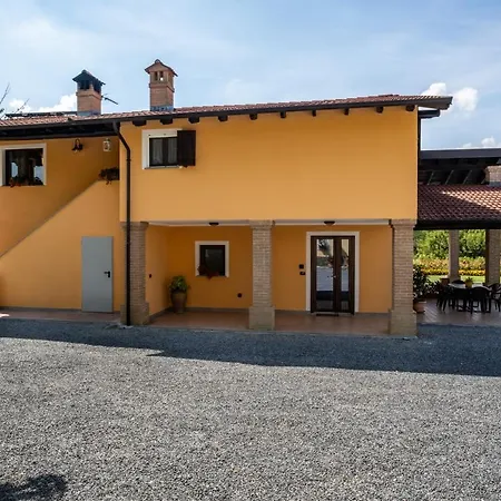 Casa-Lidia-Gavi-Bed-Breakfast-Exterior