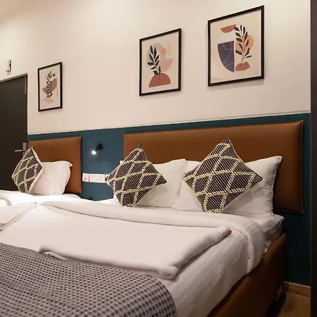 Convastay-Prestige-Near-Apollo-Hospital-Us-Consulate-Chennai-Room