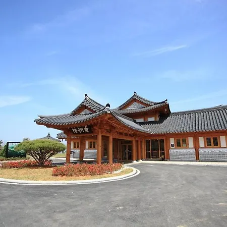 Korea-Traditional-Hotel-O-Dong-Jae-Yeosu-Amenities